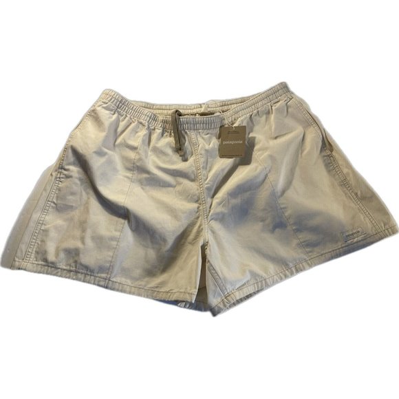 Patagonia Pants - Patagonia Women's Funhoggers Shorts 4" NWT Size XL (Undyed Natural) #57160